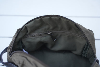Cocky Toilet Bag The Ten Foot Road